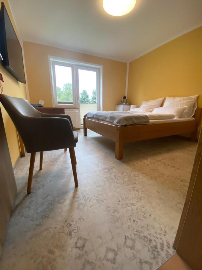Vorsicht Hotel Deyelsdorf Εξωτερικό φωτογραφία